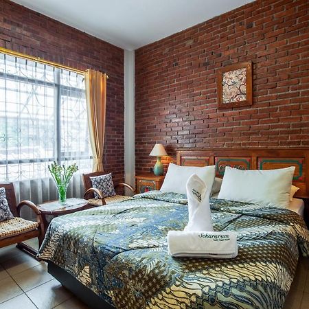 Sekararum Butik Syariah Guesthouse Bandung Exteriér fotografie