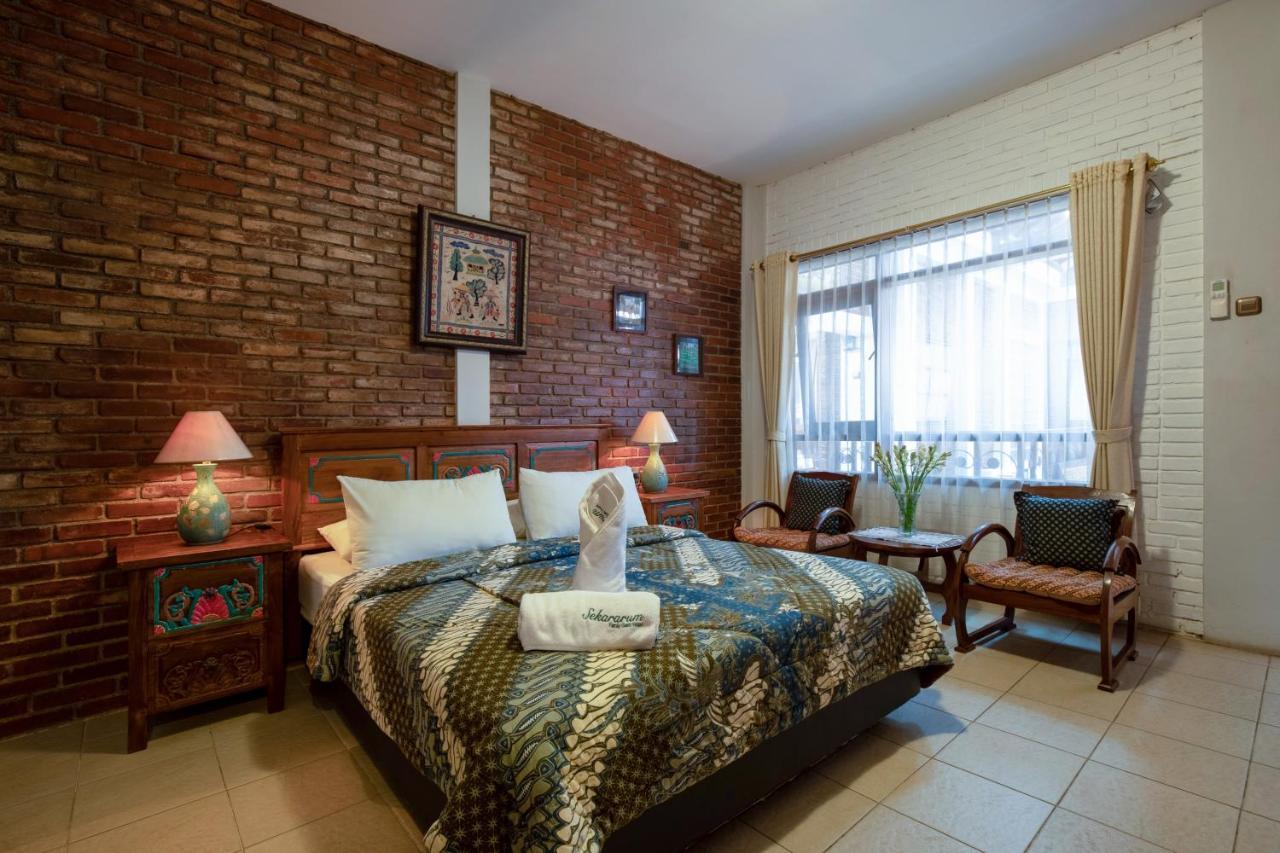 Sekararum Butik Syariah Guesthouse Bandung Exteriér fotografie