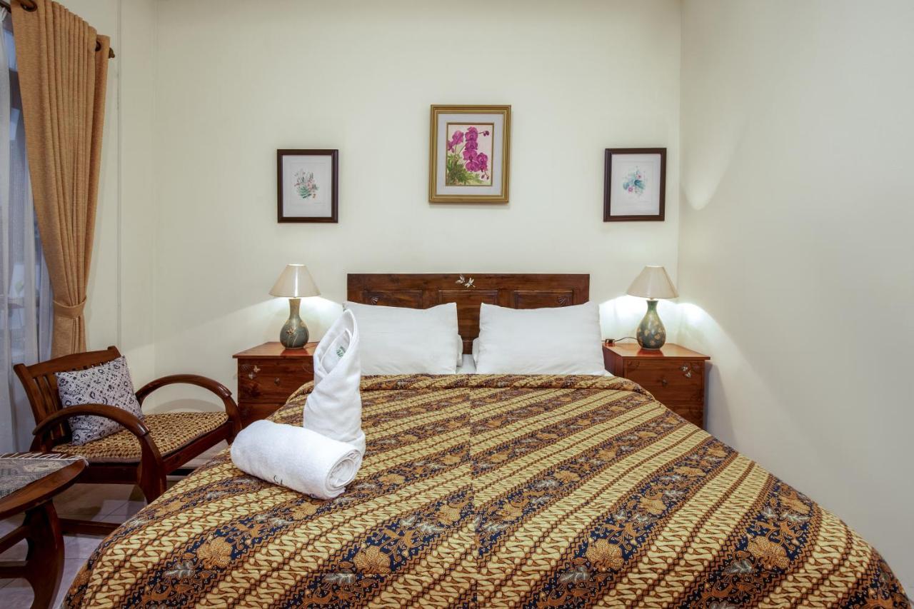 Sekararum Butik Syariah Guesthouse Bandung Exteriér fotografie