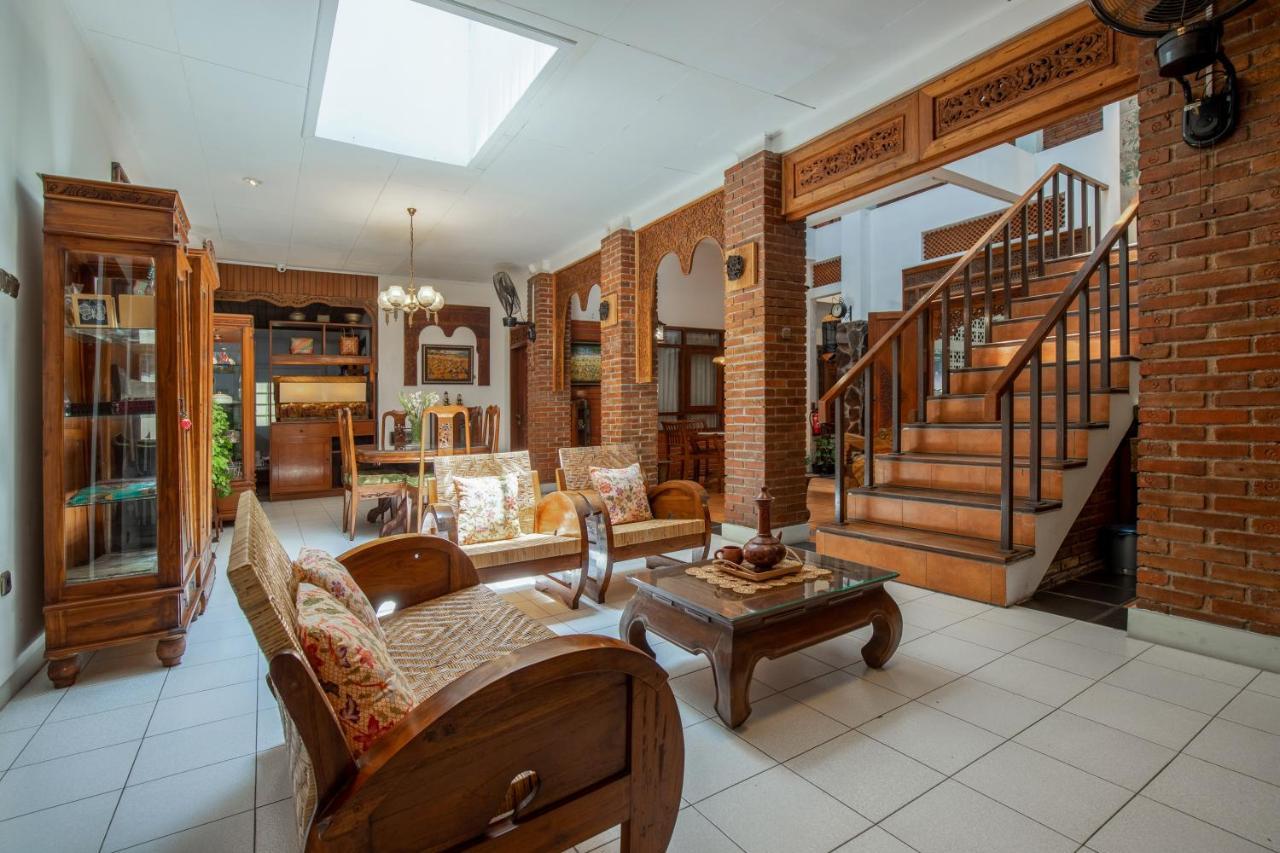 Sekararum Butik Syariah Guesthouse Bandung Exteriér fotografie