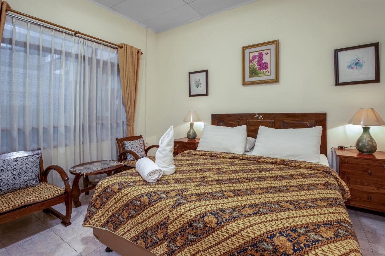 Sekararum Butik Syariah Guesthouse Bandung Exteriér fotografie